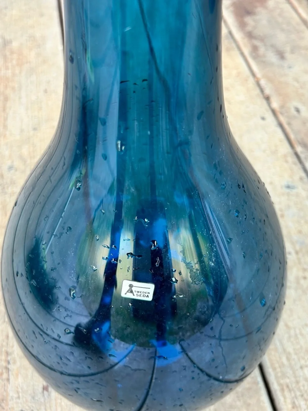 Vintage ASEDA Sweden Tall Blue Art Glass Vase – Scandinavian Mid Century Modern - Picture 3 of 5